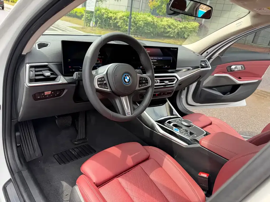BMW i3 — фото 9