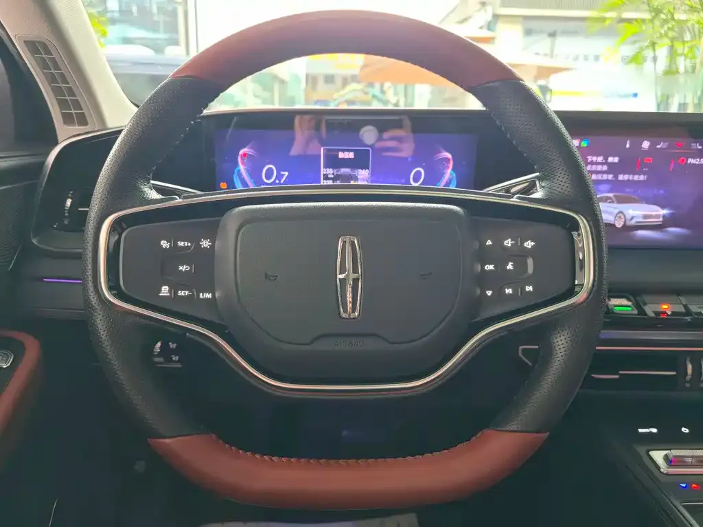 Lincoln Z 2023 из CN, фото 3