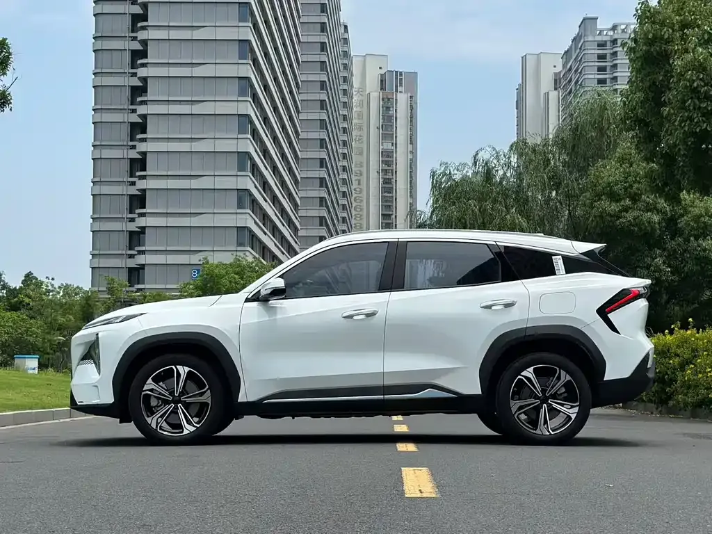 Geely Galaxy L7 — фото 8