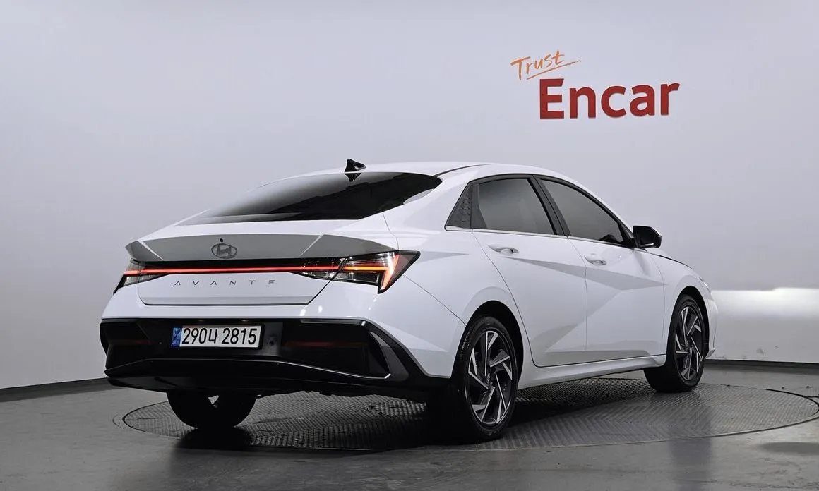 Hyundai AVANTE — фото 5