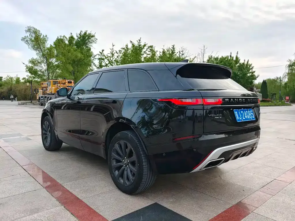 Land Rover Velar — фото 6