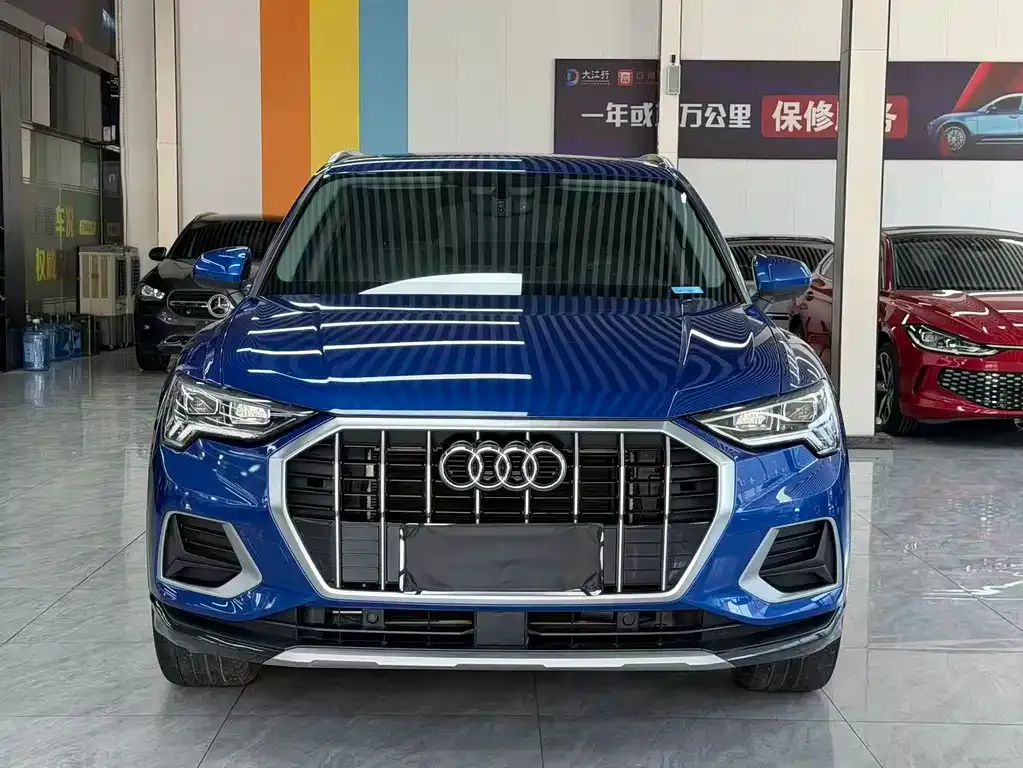 Audi Q3 — фото 6