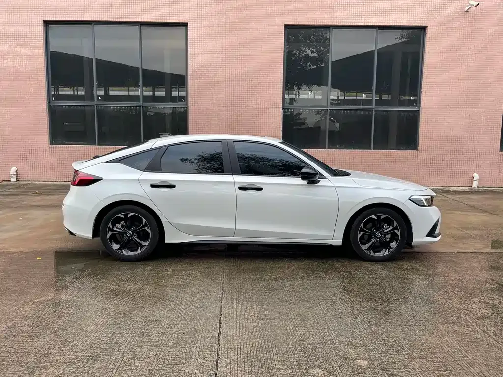 Honda Civic — фото 8