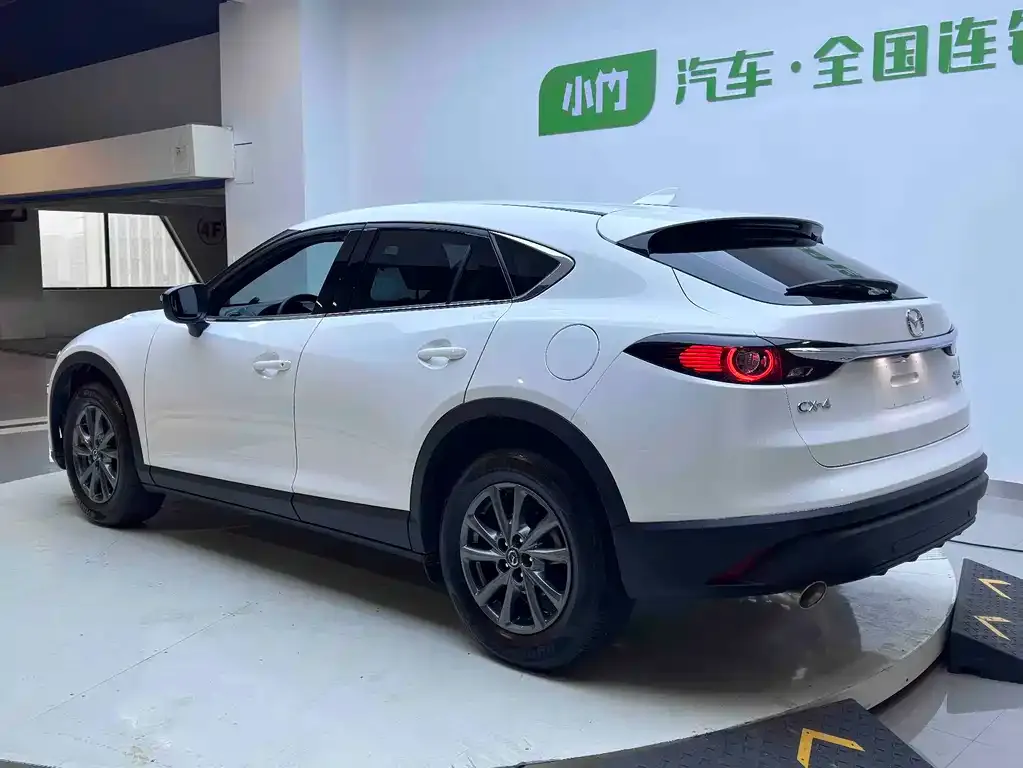 Mazda CX-4 — фото 8