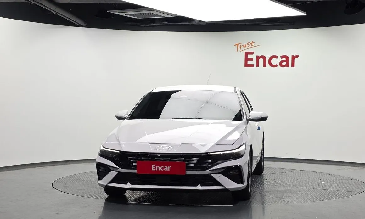 Hyundai AVANTE — фото 3