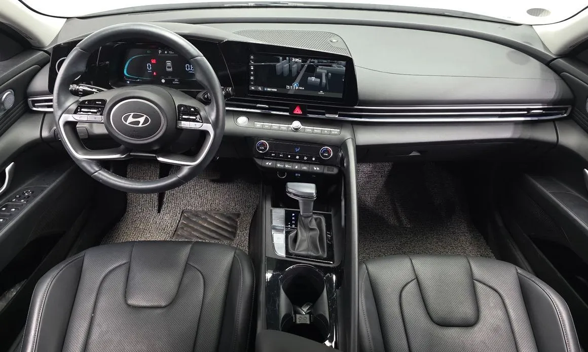 Hyundai AVANTE — фото 5