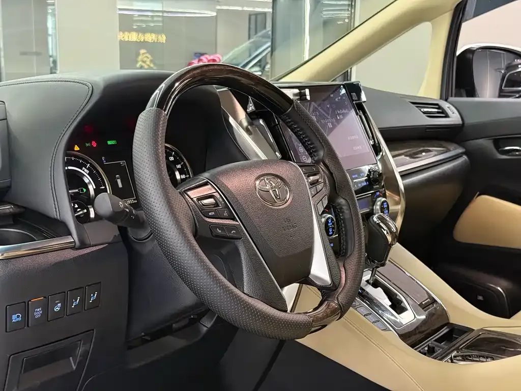 Toyota Vellfire 2022 из CN, фото 5