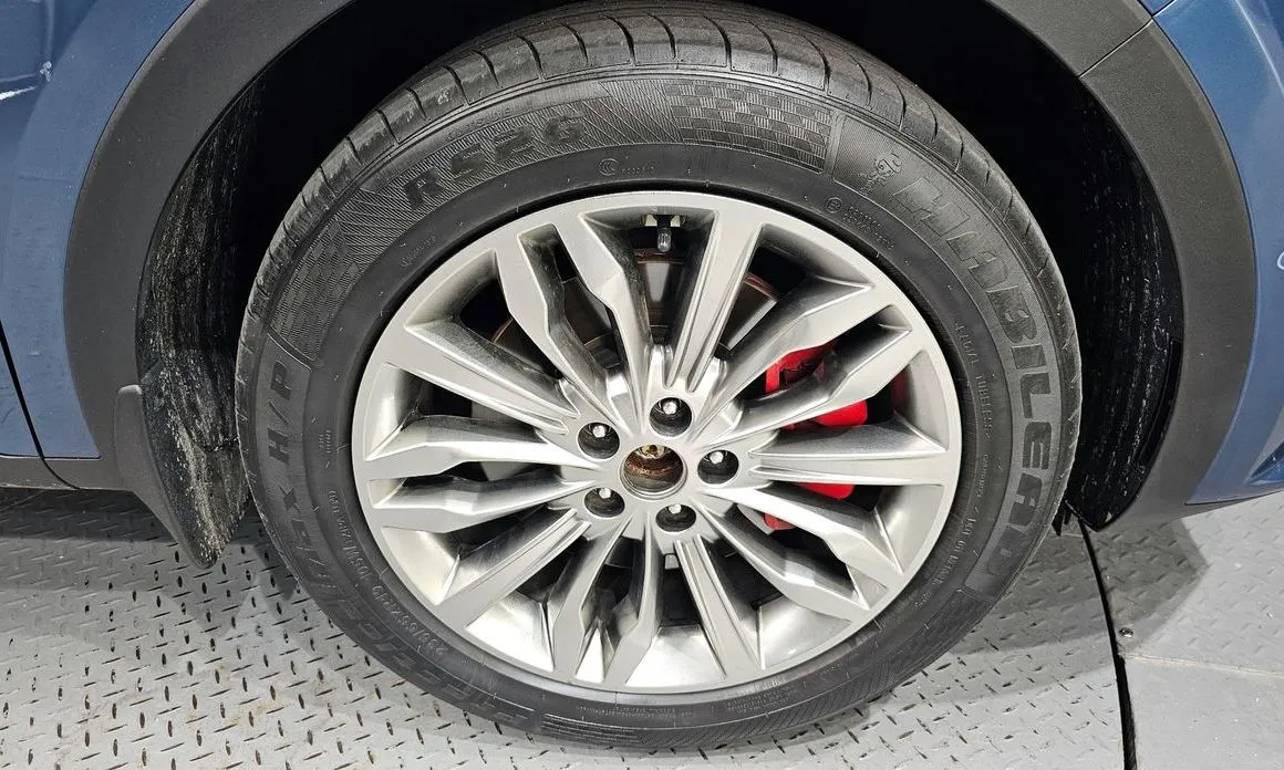 Kia Sorento — фото 10