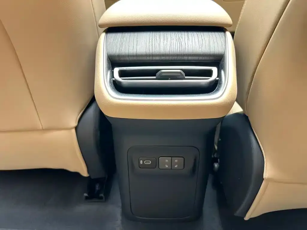 Changan CS75PLUS — фото 3