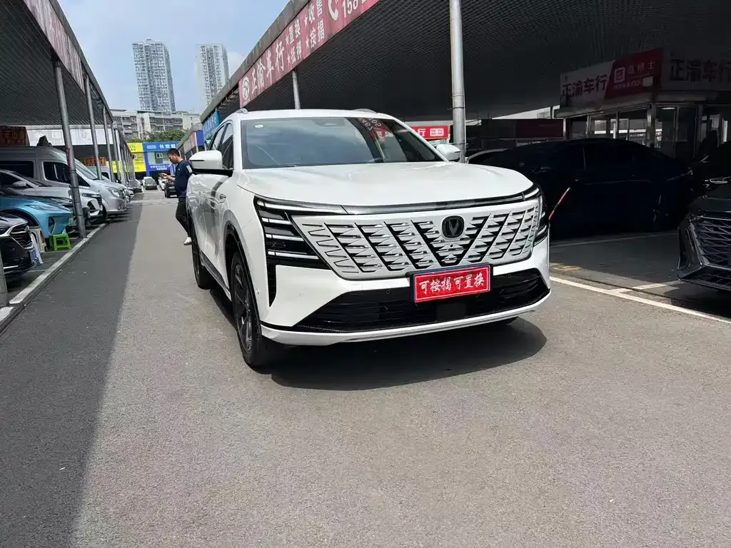 Changan CS75PLUS — фото 9