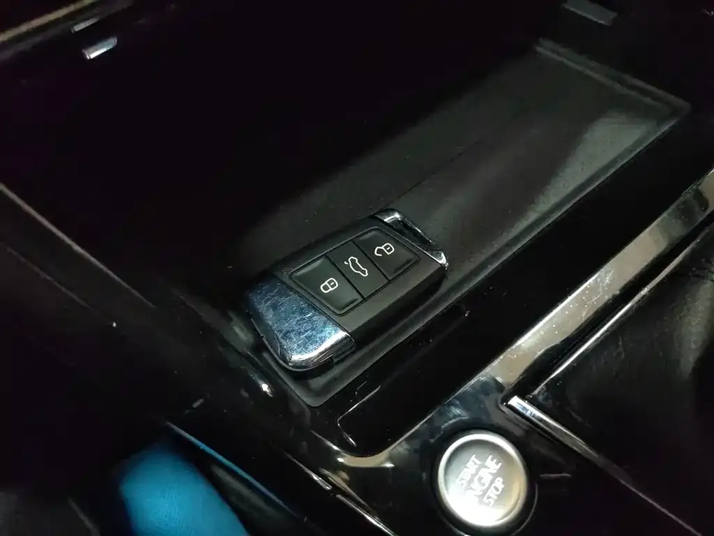 Volkswagen Passat — фото 2