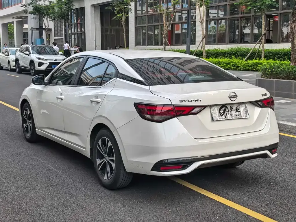 Nissan Sylphy — фото 6