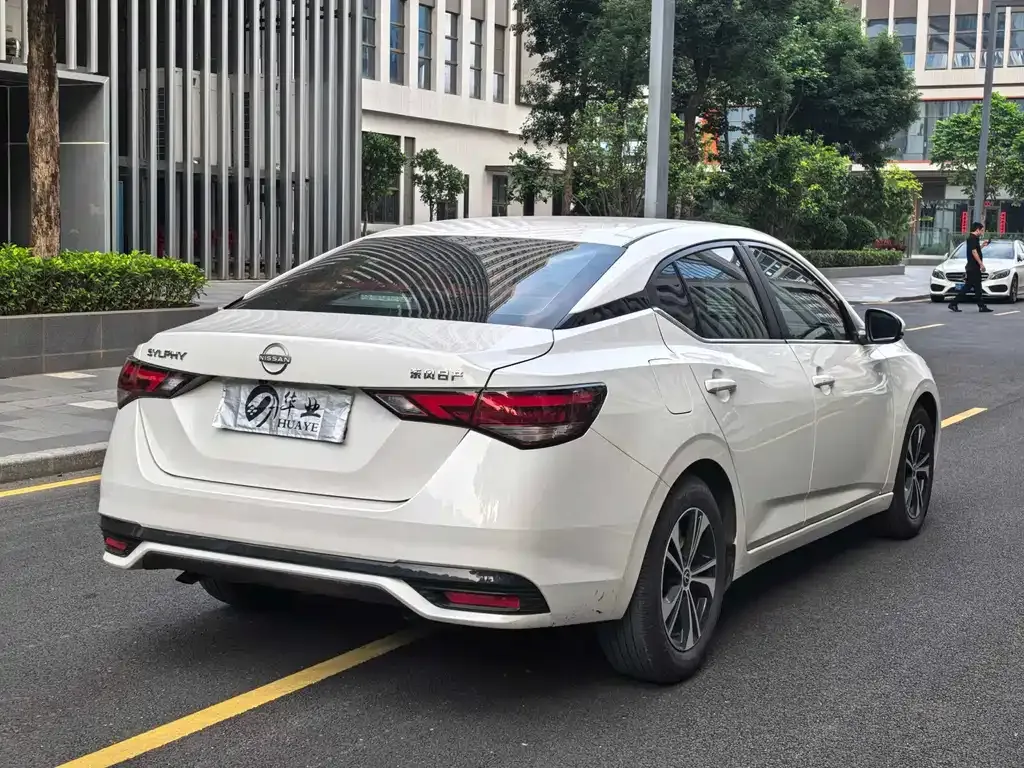 Nissan Sylphy — фото 5