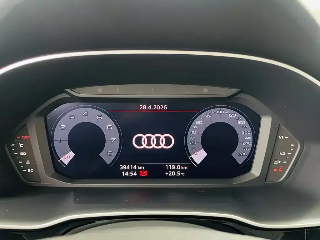 Audi Q3 2021 из CN, фото 3
