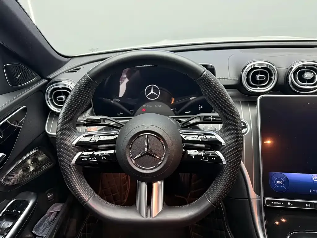 Mercedes-Benz C-Class — фото 10