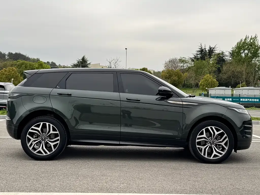 Land Rover Evoque — фото 9
