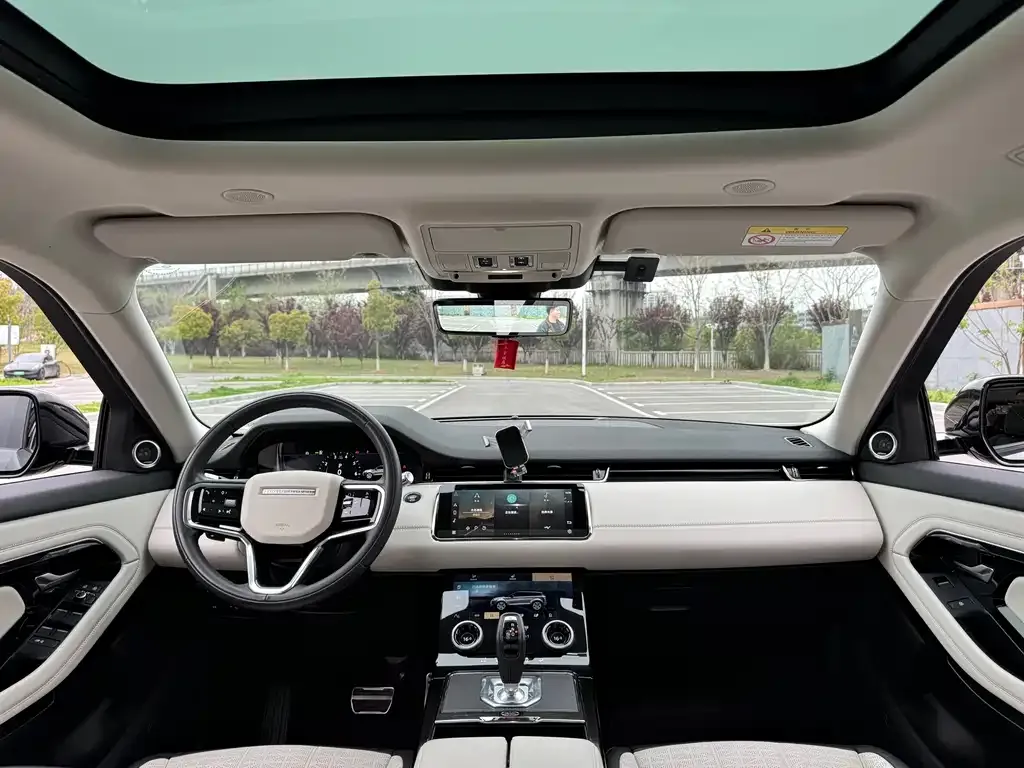 Land Rover Evoque — фото 2
