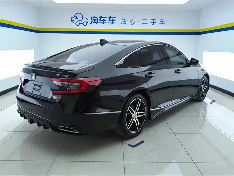 Honda Accord — фото 3
