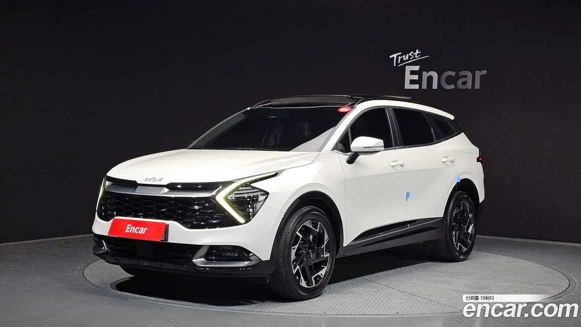 Kia Sportage — фото 1