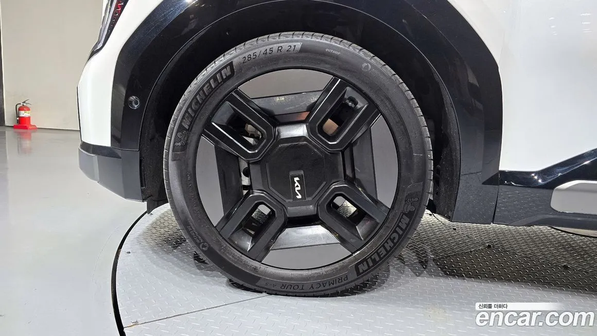 Kia EV9 2024 из KR, фото 9
