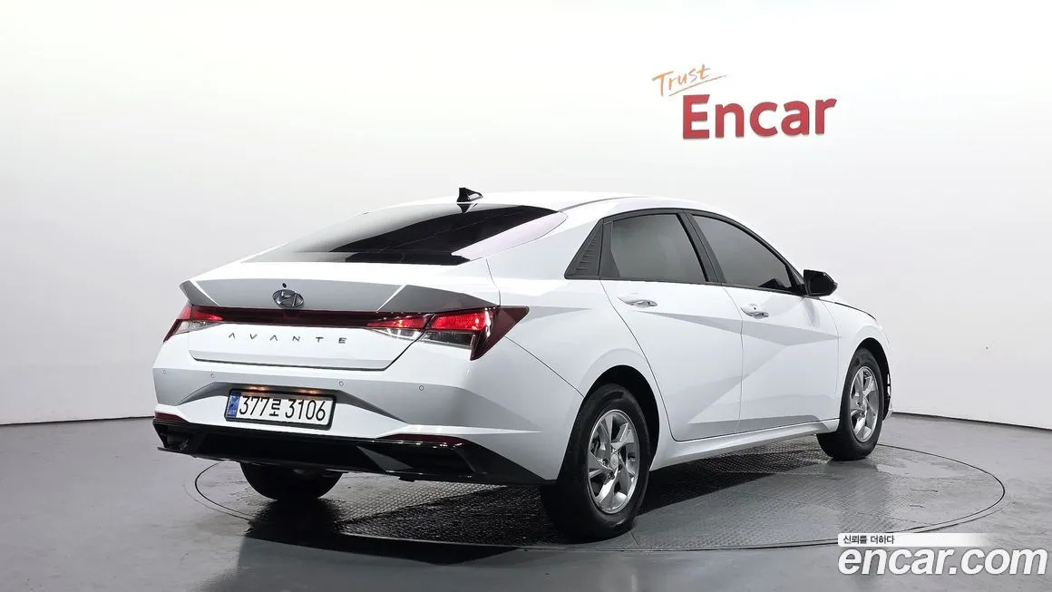 Hyundai AVANTE 2022 из KR, фото 3