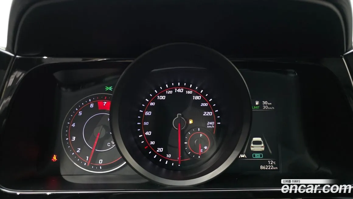 Hyundai AVANTE 2022 из KR, фото 4
