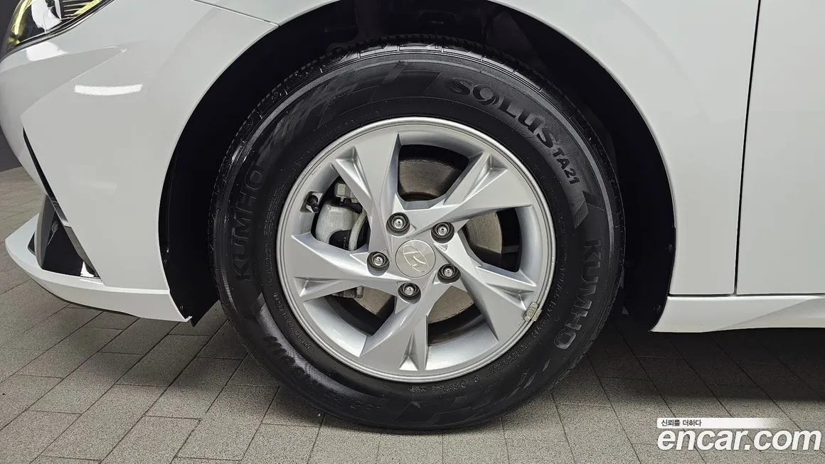 Hyundai AVANTE — фото 7