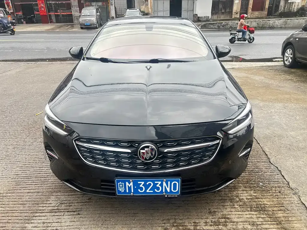 Buick Regal — фото 8