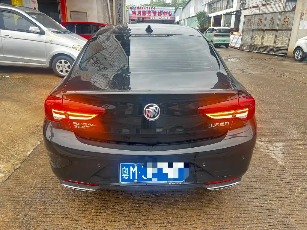 Buick Regal — фото 6