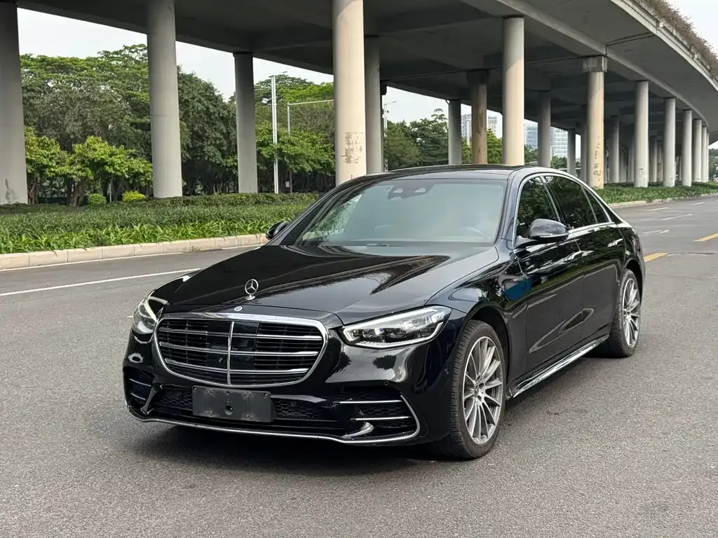 Mercedes-Benz S-Class — фото 1