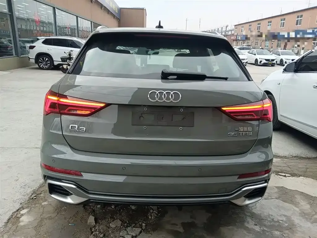 Audi Q3 — фото 4