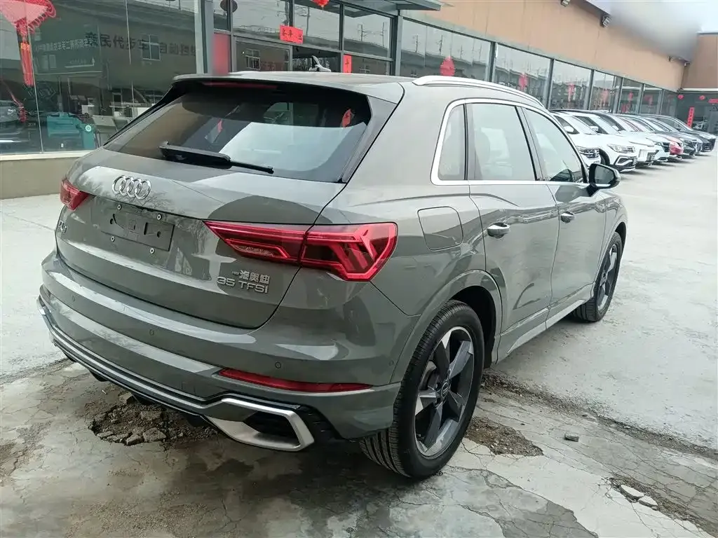Audi Q3 — фото 8