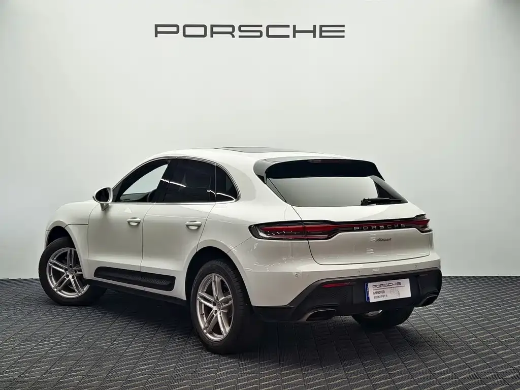 Porsche Macan — фото 10