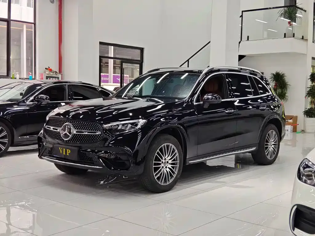 Mercedes-Benz GLC — фото 1