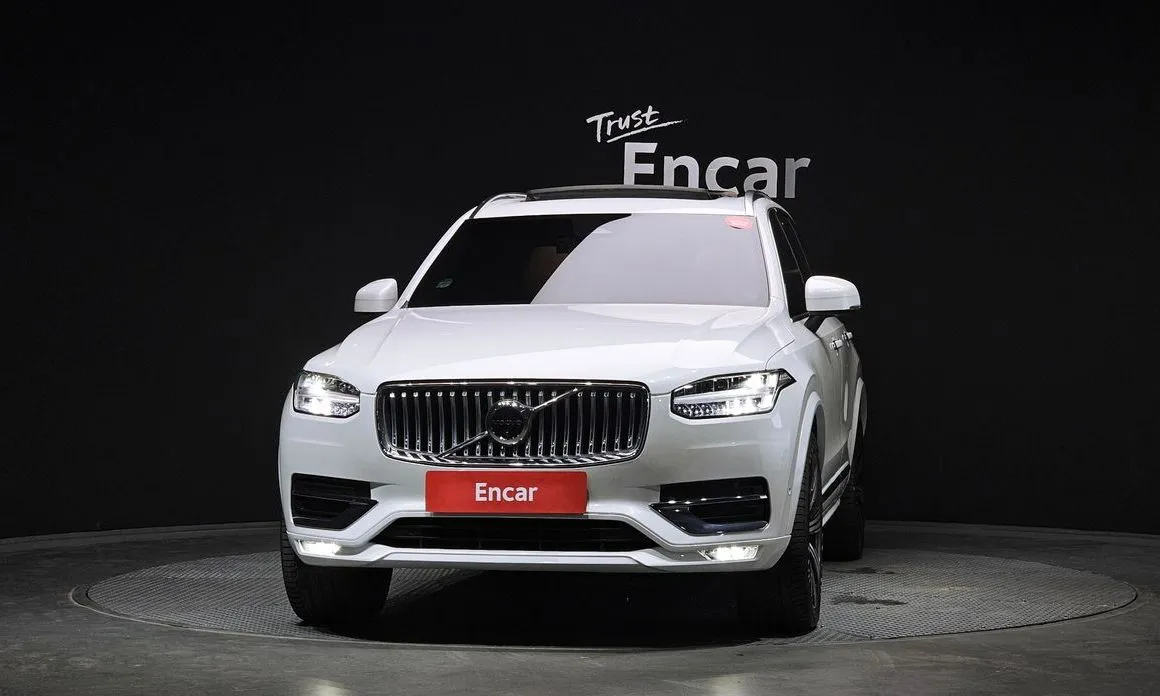 Volvo XC90 2023 из KR, фото 2