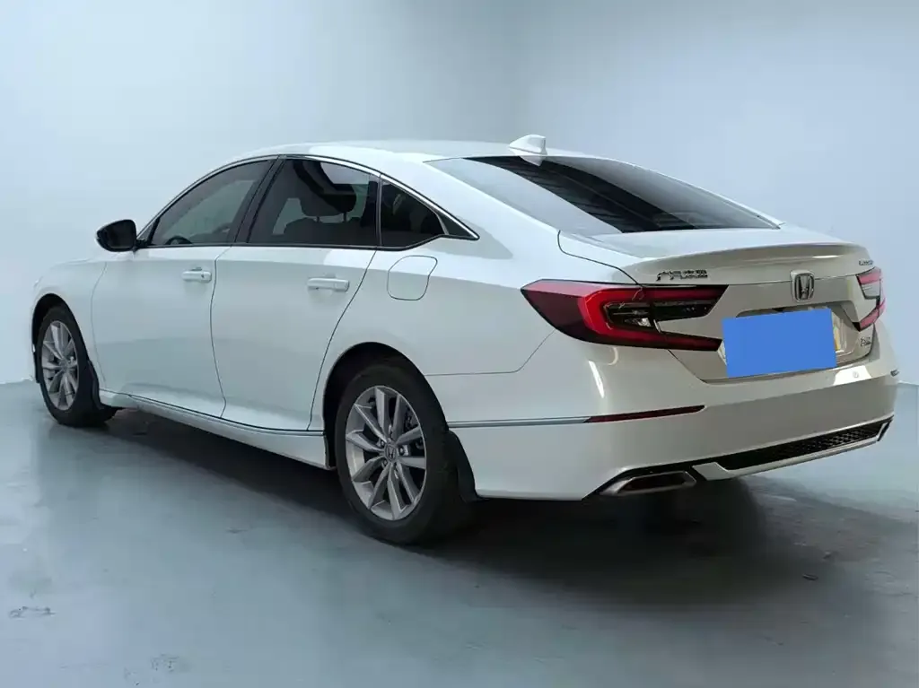 Honda Accord — фото 5