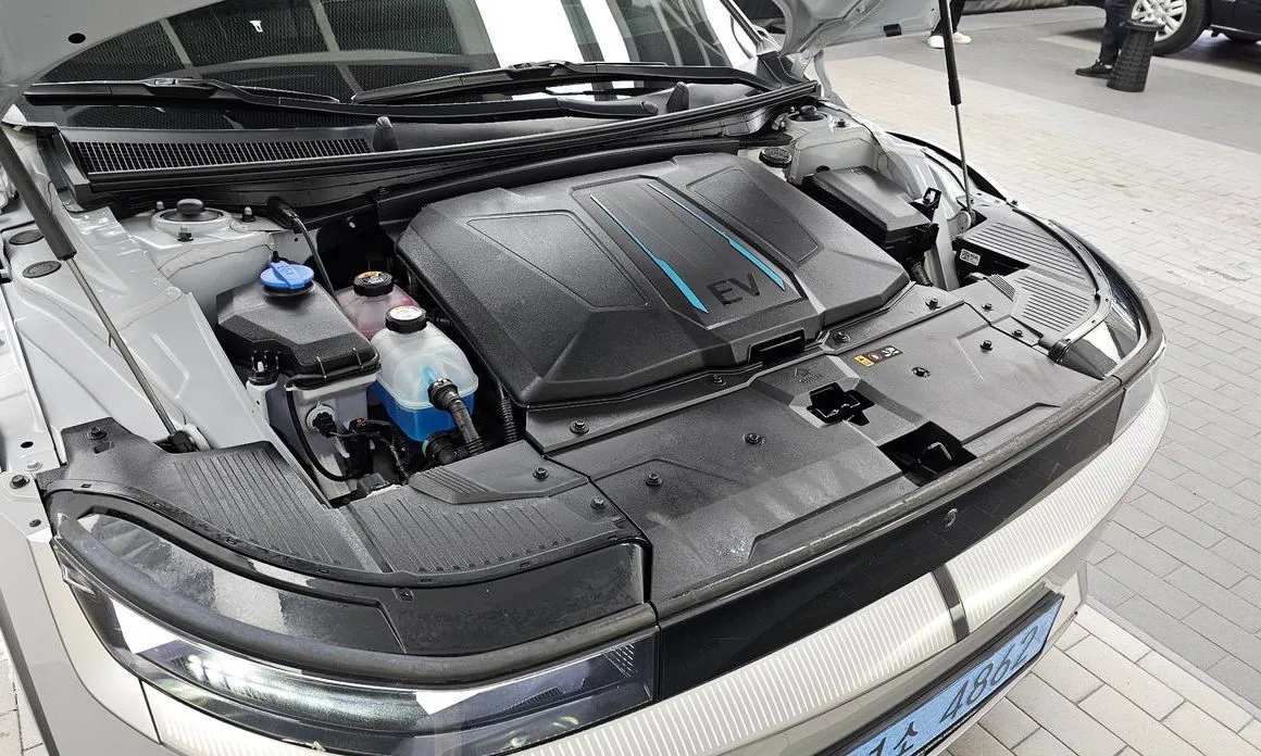 Hyundai Ioniq5 — фото 10