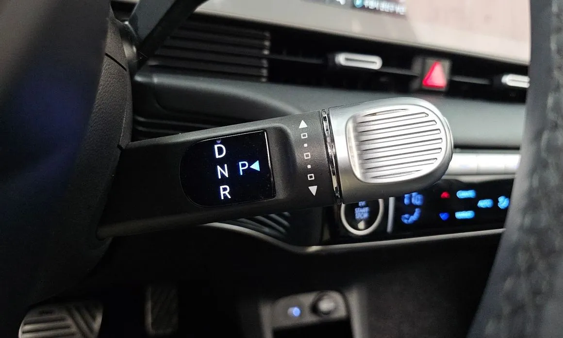 Hyundai Ioniq5 — фото 3