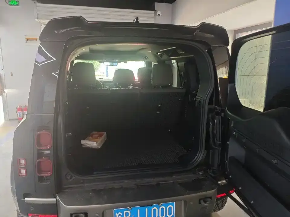 Land Rover Defender — фото 8