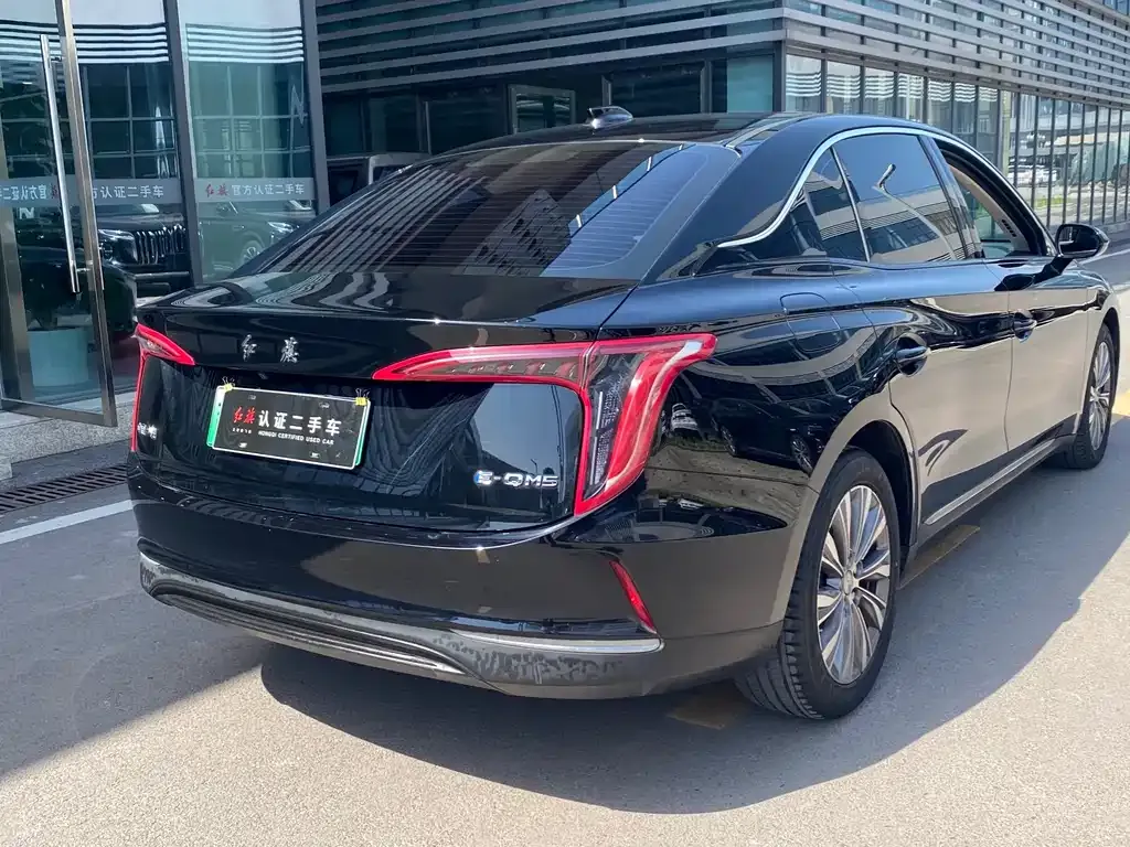 Hongqi E-QM5 — фото 7