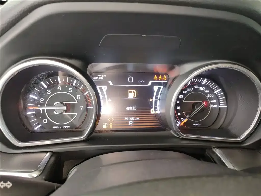 Jeep Grand Commander 2021 из CN, фото 2