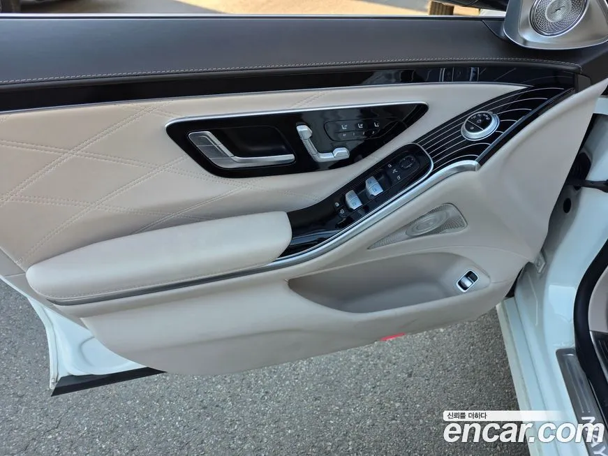 Mercedes-Benz S-Class 2023 из KR, фото 2
