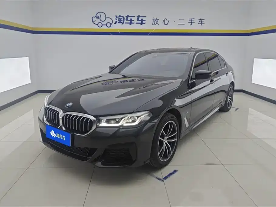 BMW 5 Series — фото 1