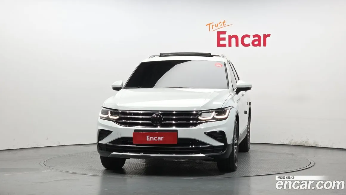 Volkswagen Tiguan — фото 4