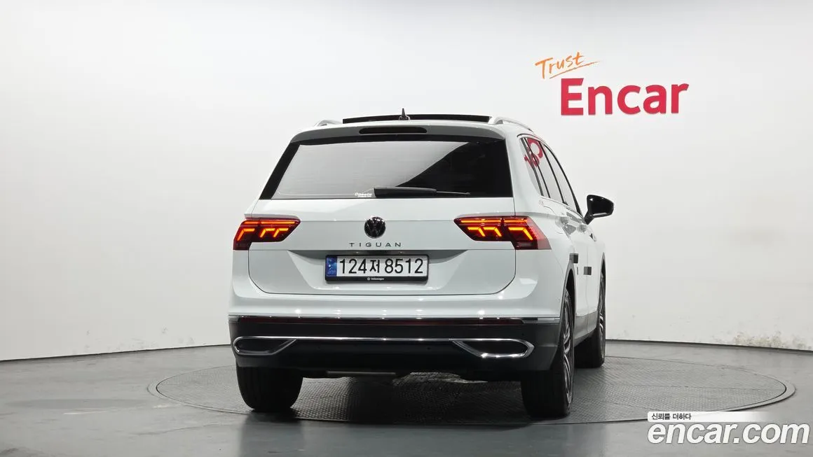 Volkswagen Tiguan — фото 3