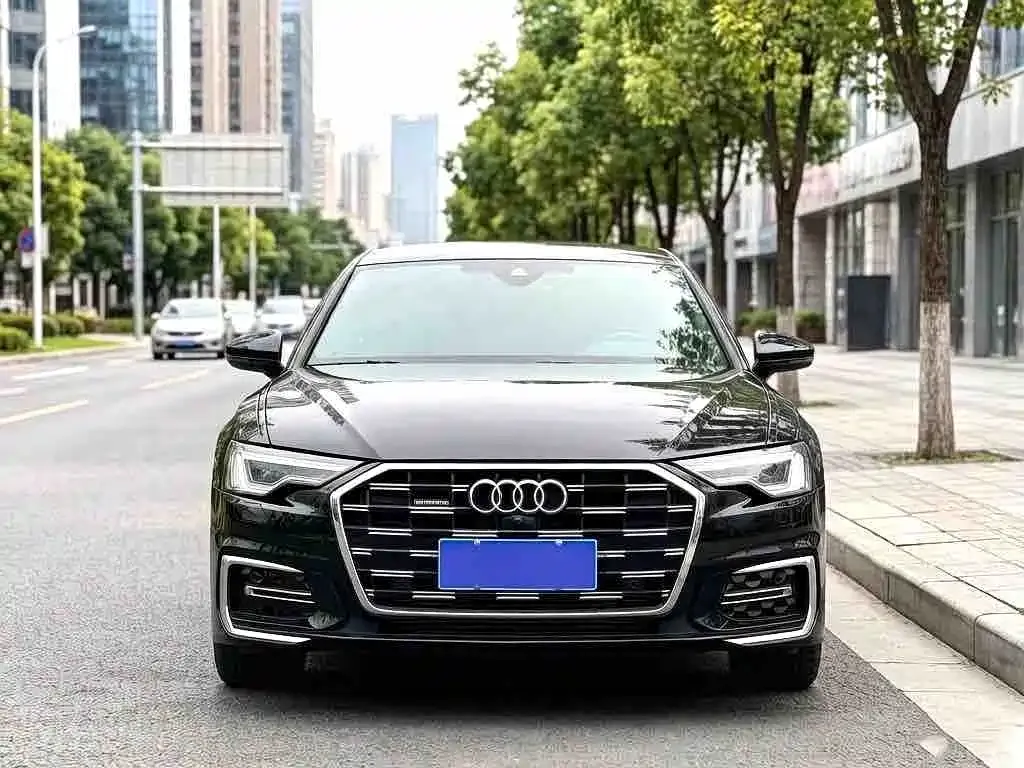 Audi A6L — фото 5