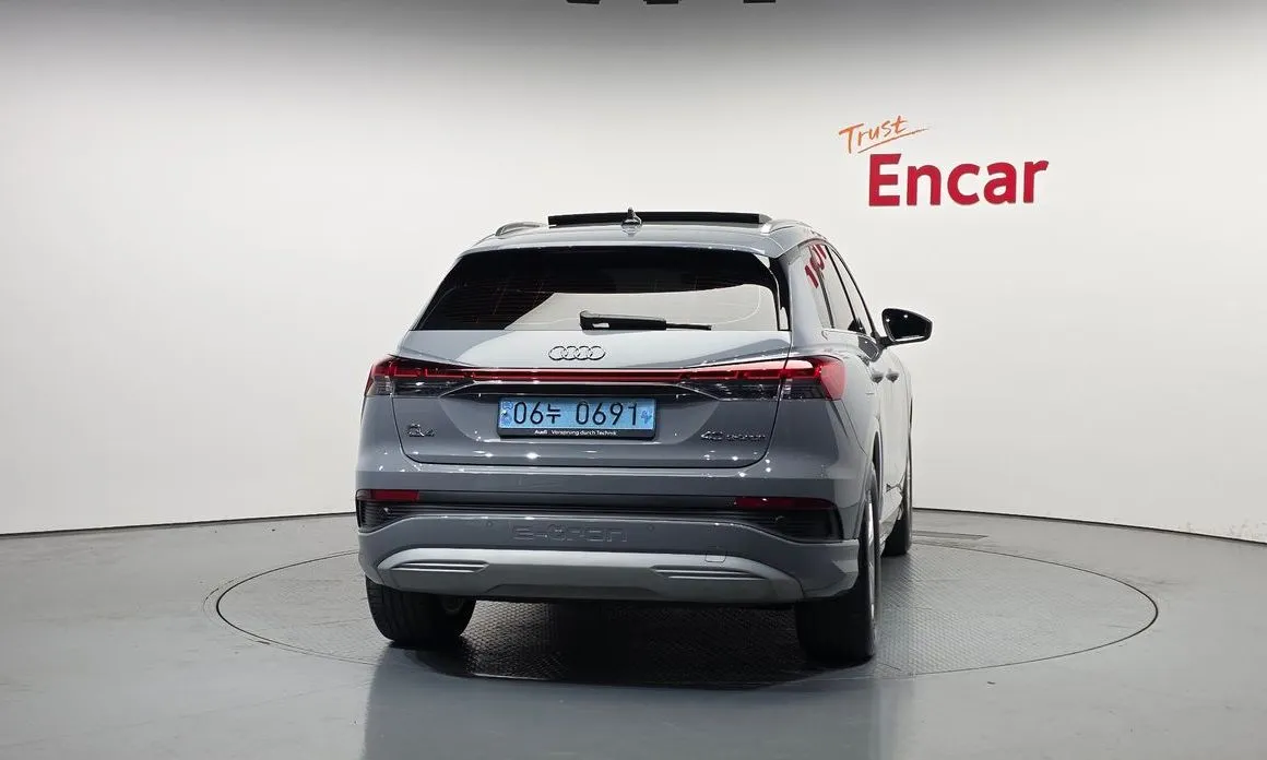 Audi Q4 e-tron 2023 из KR, фото 4