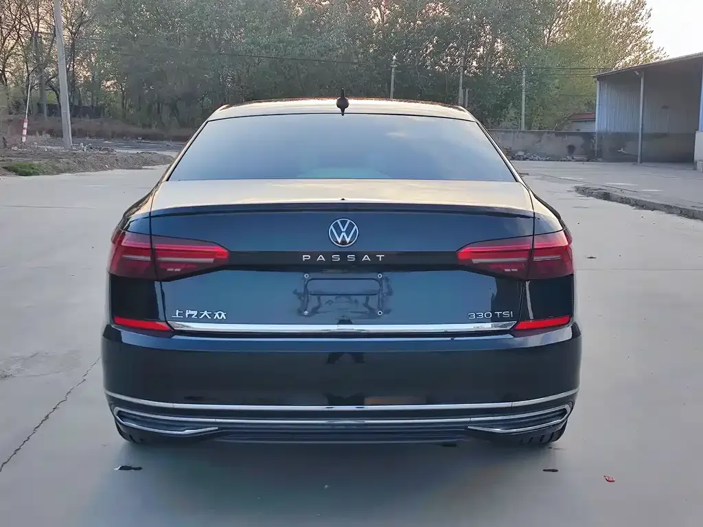Volkswagen Passat — фото 3