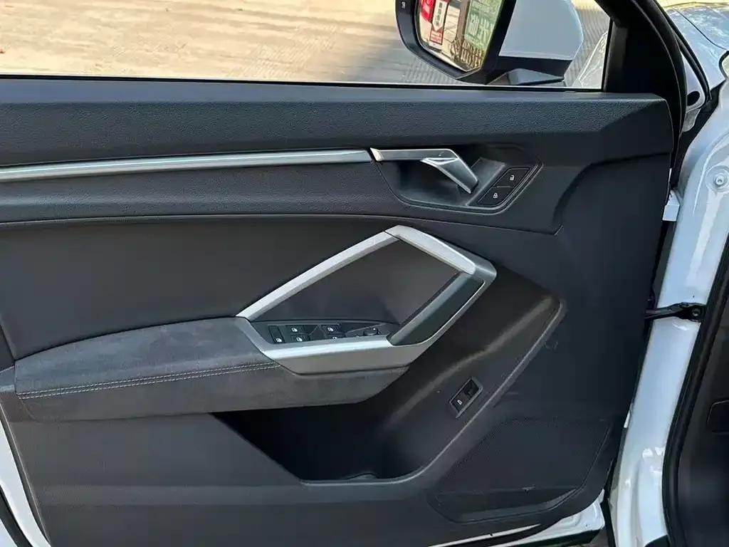 Audi Q3 2022 из CN, фото 8
