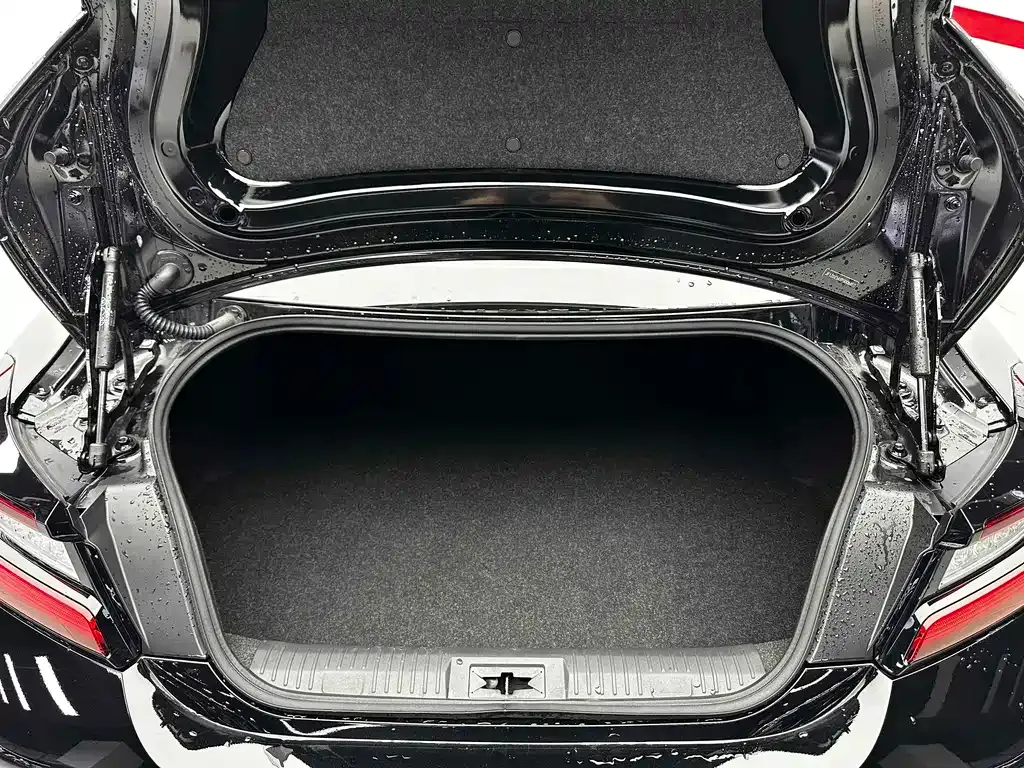 Subaru BRZ 2022 из CN, фото 10